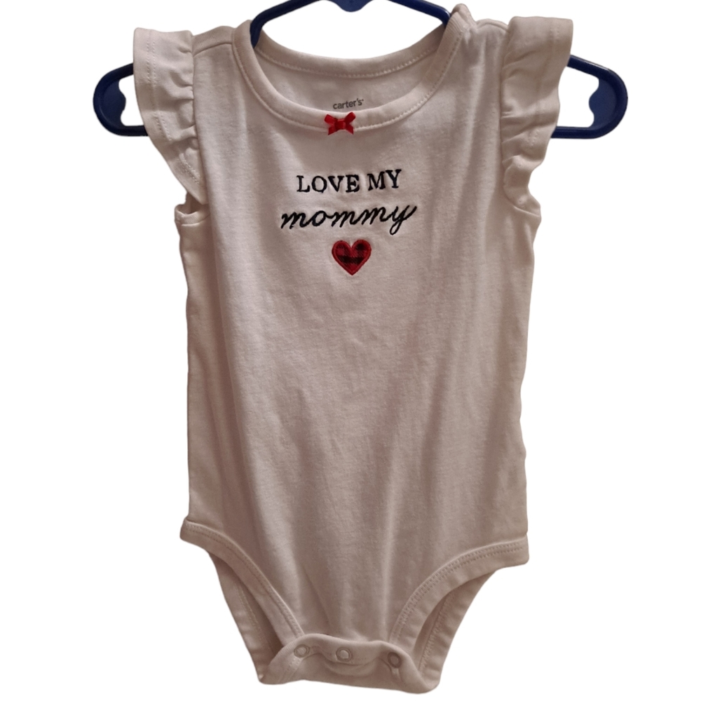 Carter's " Love My mommy" white bodysuit , 12m - Picture 1 of 4